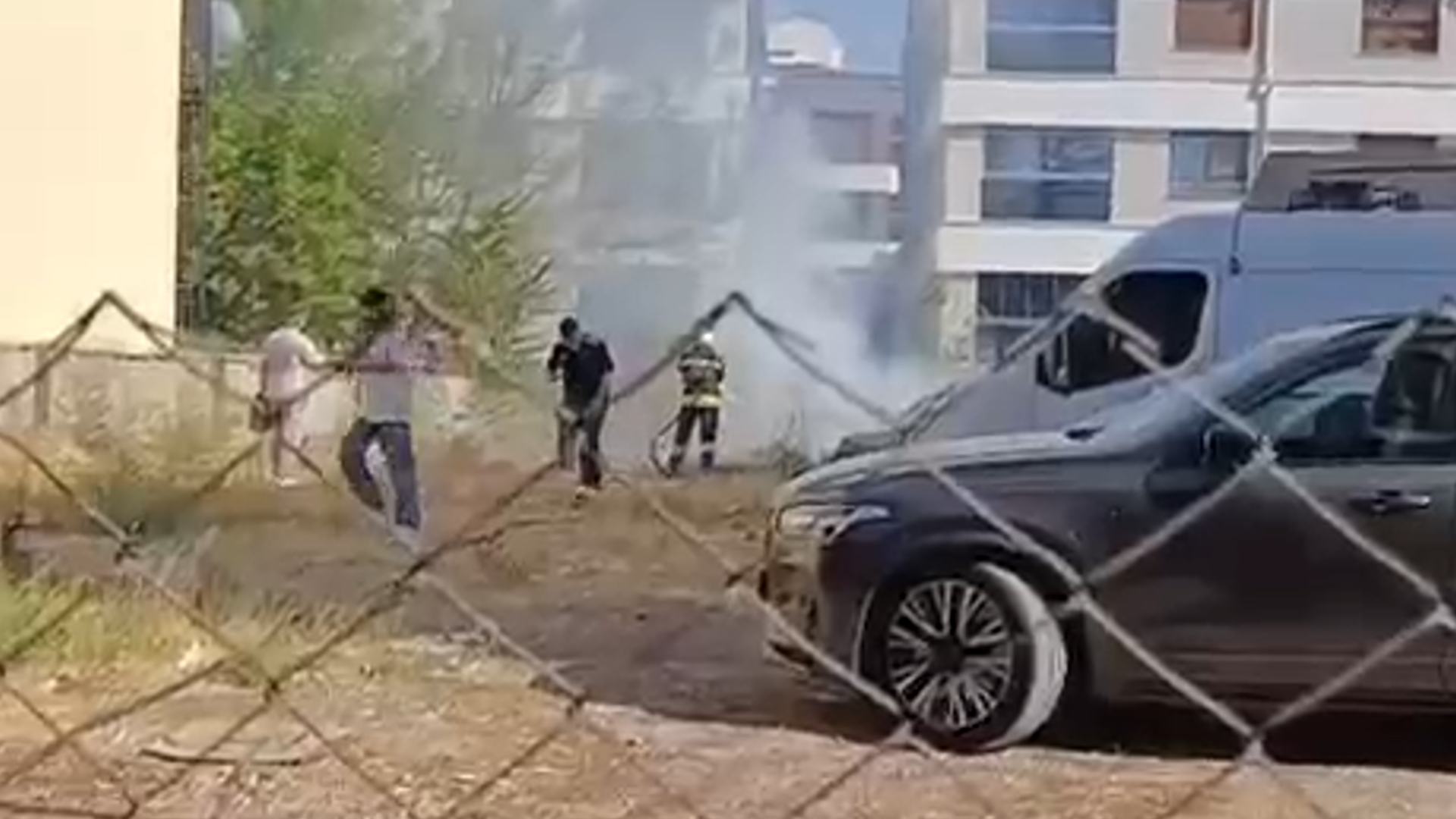 Eskişehirde Boş Arazide Yangın Çıktı