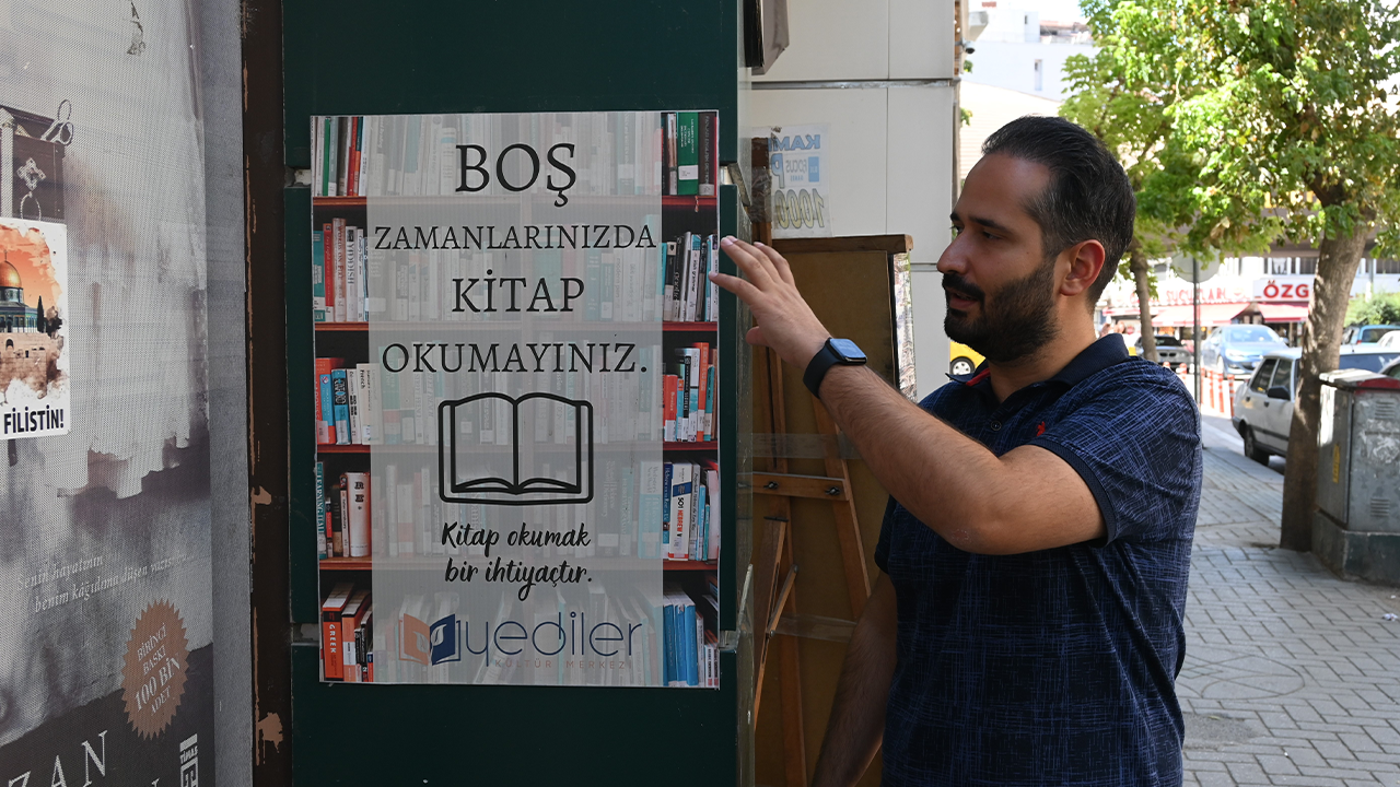 Eskişehir'de Dikkat Çeken Afiş