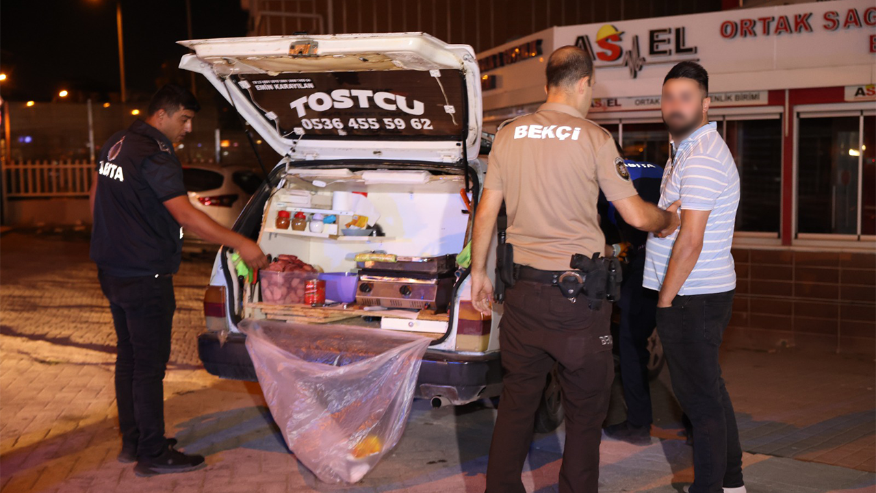 Eskişehirde Seyyar Tostuçular Denetlendi