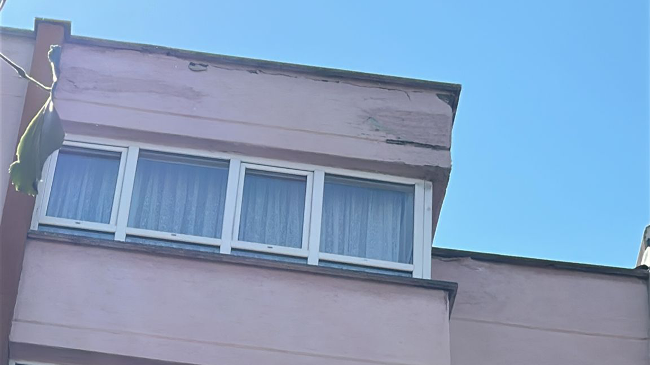 Parça Düştüğü Iddia Edilen Bina