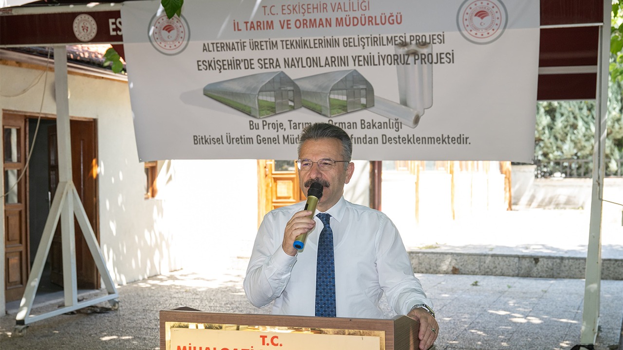 Vali Aksoy Sera Örtüsü Teslim Töreninde Konuştu