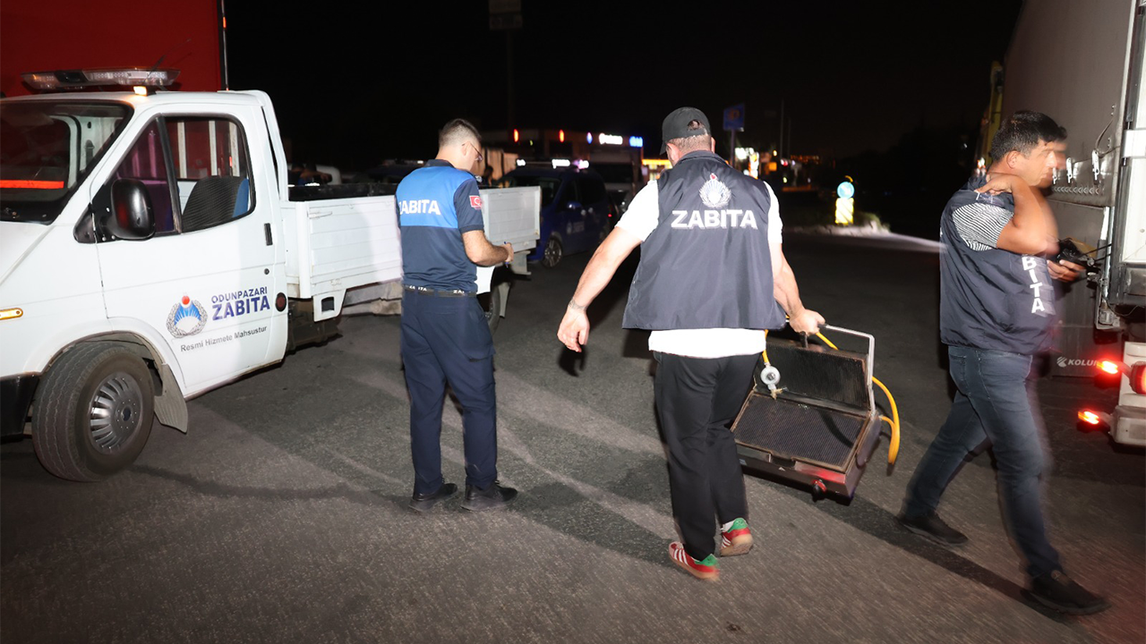 Zabıta Ekipleri Malzemelere El Koydu-1