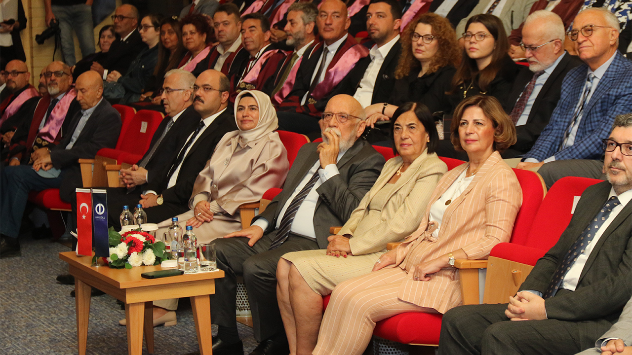 Anadolu Üniversitesi Yeni Eğitim Yılı Açılış Töreninden Görüntüler