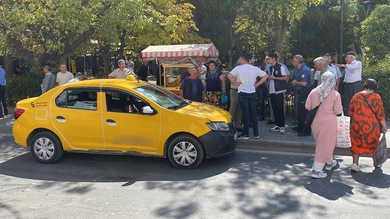 Araçta Hafif Hasar Oluştu Yaya Yaralandı