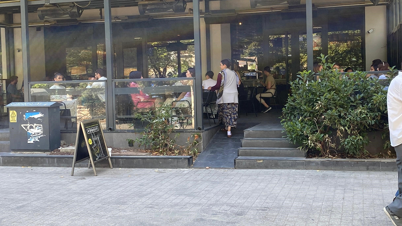 Fal Bakma Bahanesiyle Para Almaya Çalışıyorlar