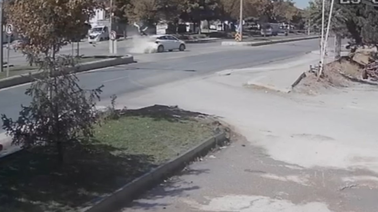 Kaza Anı Kameralara Anbean Yansıdı