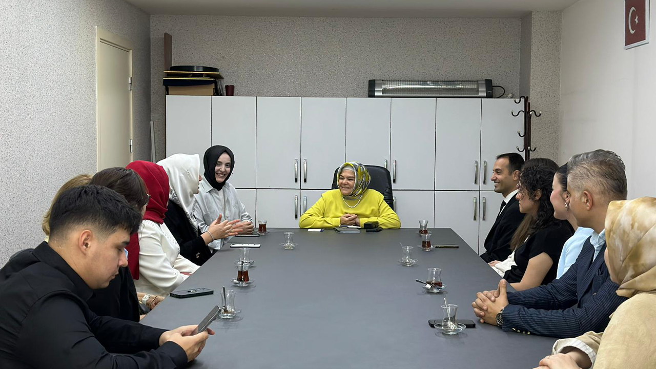 Milletvekili Ayşen Gürcan Ve Vatandaşlar Buluştu