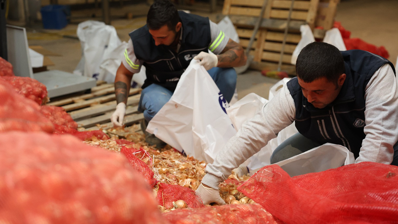 10 Ton Kuru Soğan Teslim Alındı