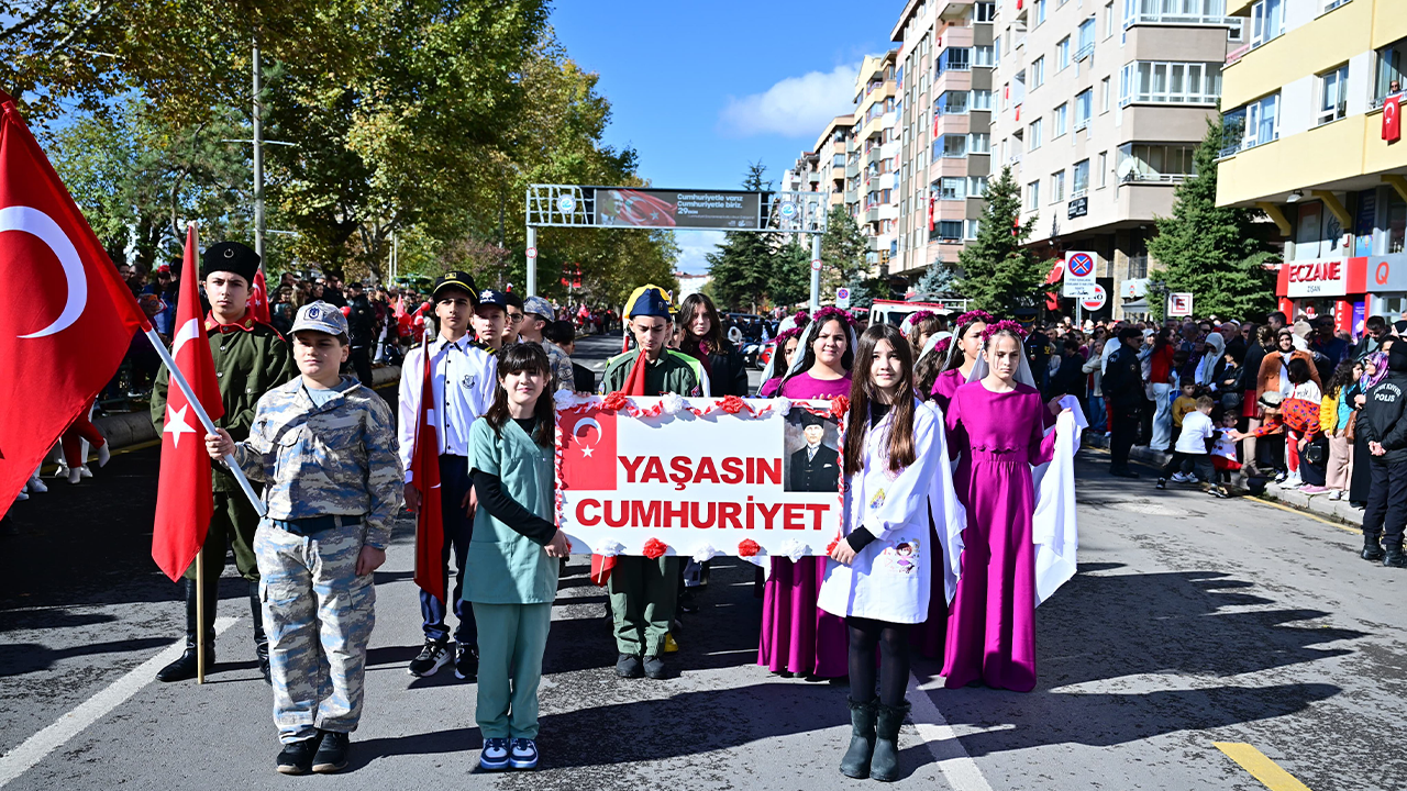 29 Ekim Geçit Töreni