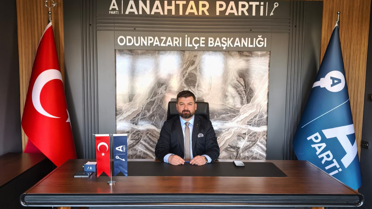 Anahtar Parti Odunpazarı İlçe Başkanı İsmail Karış