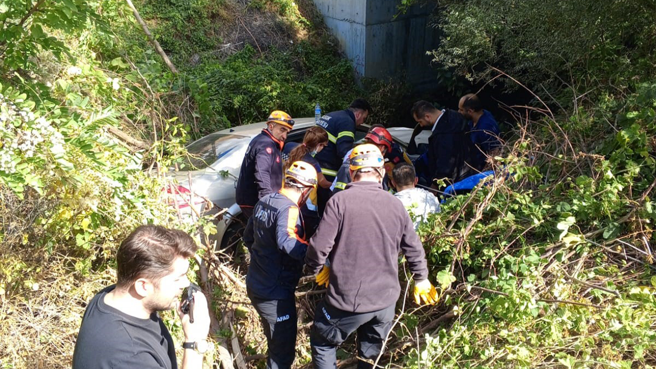 Araçtakileri Kurtarma Çalışmalarından Görüntüler