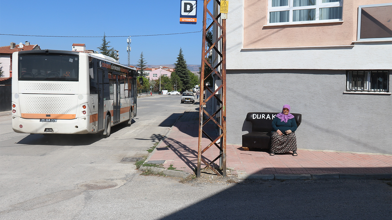 Durak Yazılı Koltuklar Dikkat Çekti