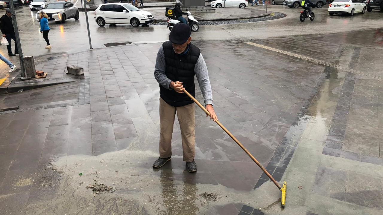 Duyarli Davranişi Herkese Örnek Oldu