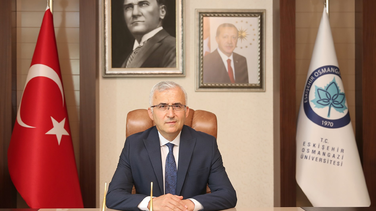 Eskişehir Osmangazi Üniversitesi Rektörü Prof.dr. Kamil Çolak