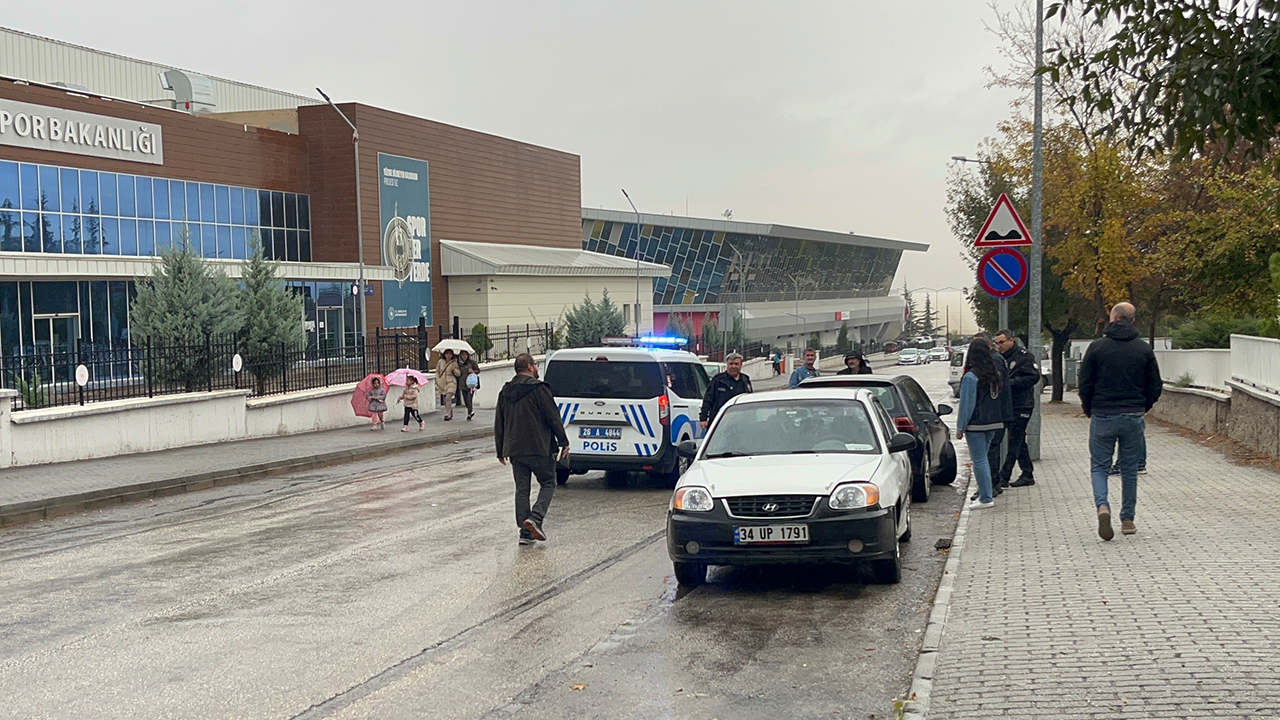 Ihbar Sonrası Olay Yerine Ekipler Sevk Edildi