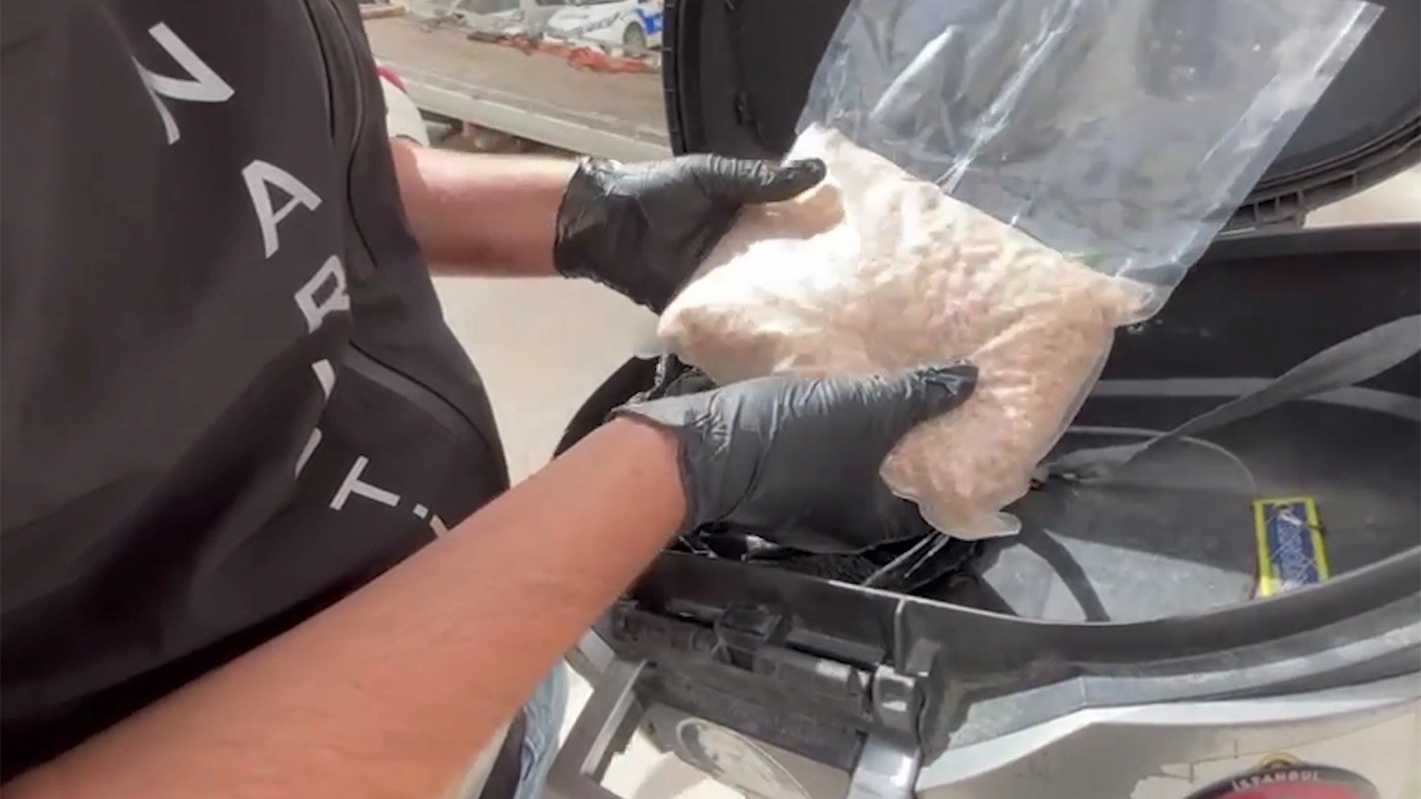 Kilolarca Yasaklı Madde Ele Geçirildi