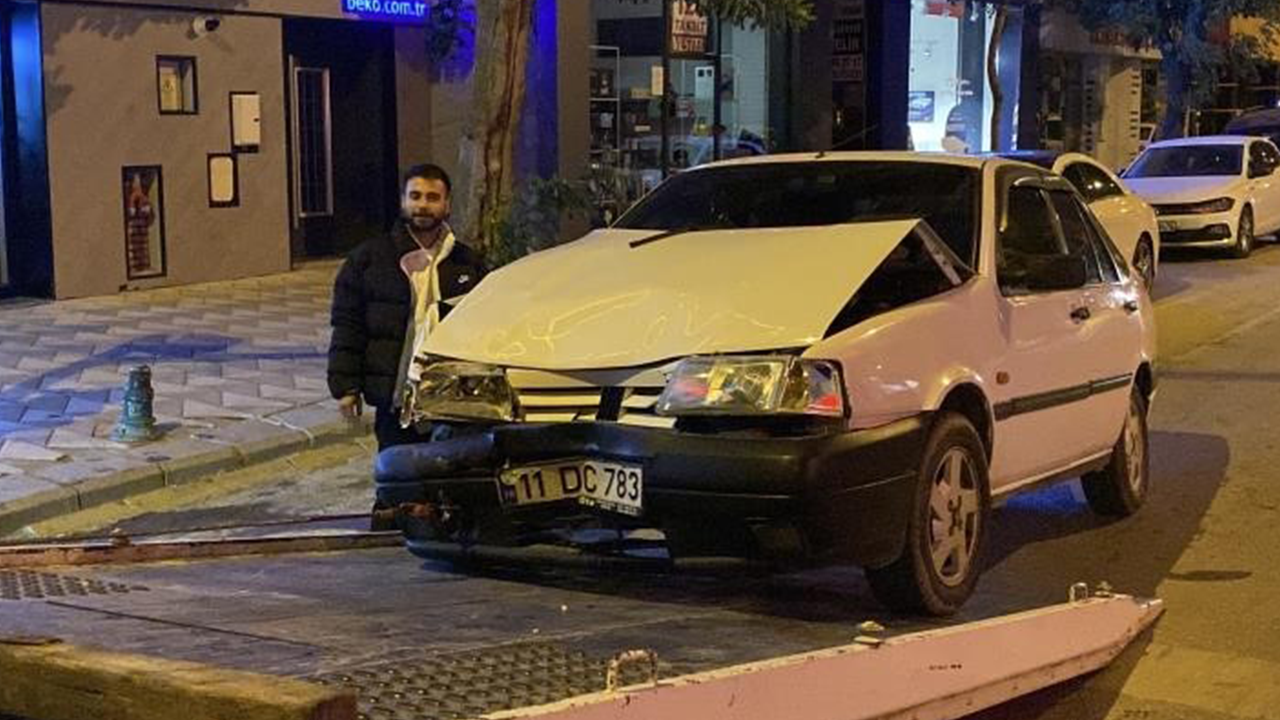 Otomobil Çekici Yardımıyla Olay Yerinden Götürüldü