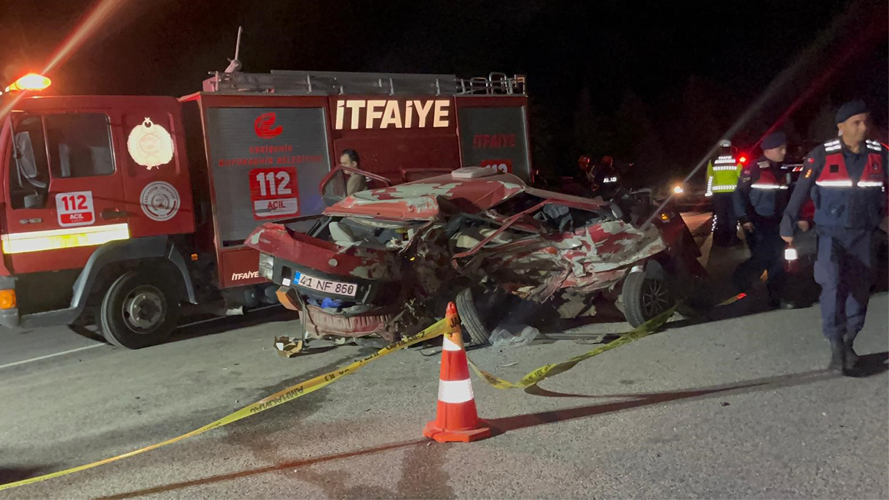 Trafik Kazasında Araçlarda Ağır Hasar Meydana Geldi