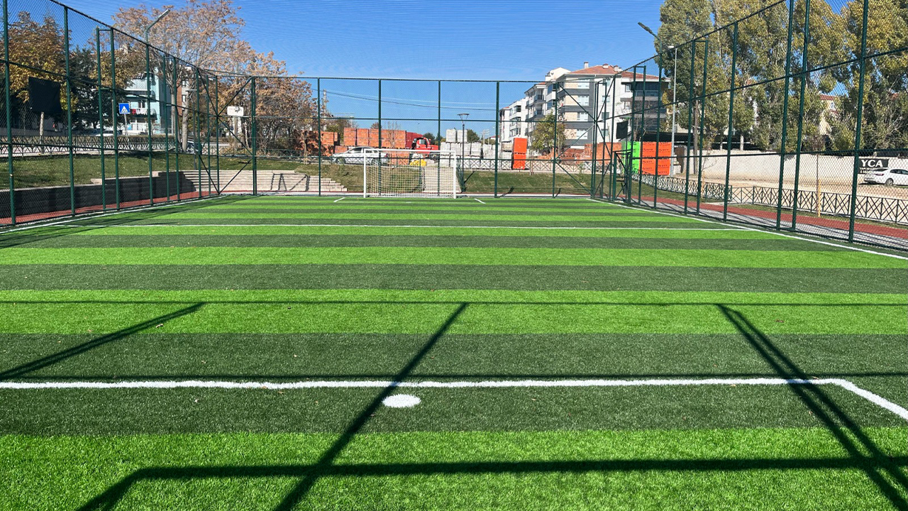 Vahap Özbayer Spor Alanı Futbol Sahası