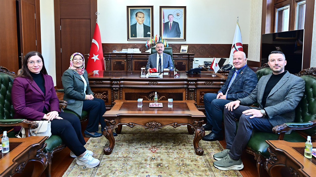 Vali Aksoy'a Teşekkür Ziyareti