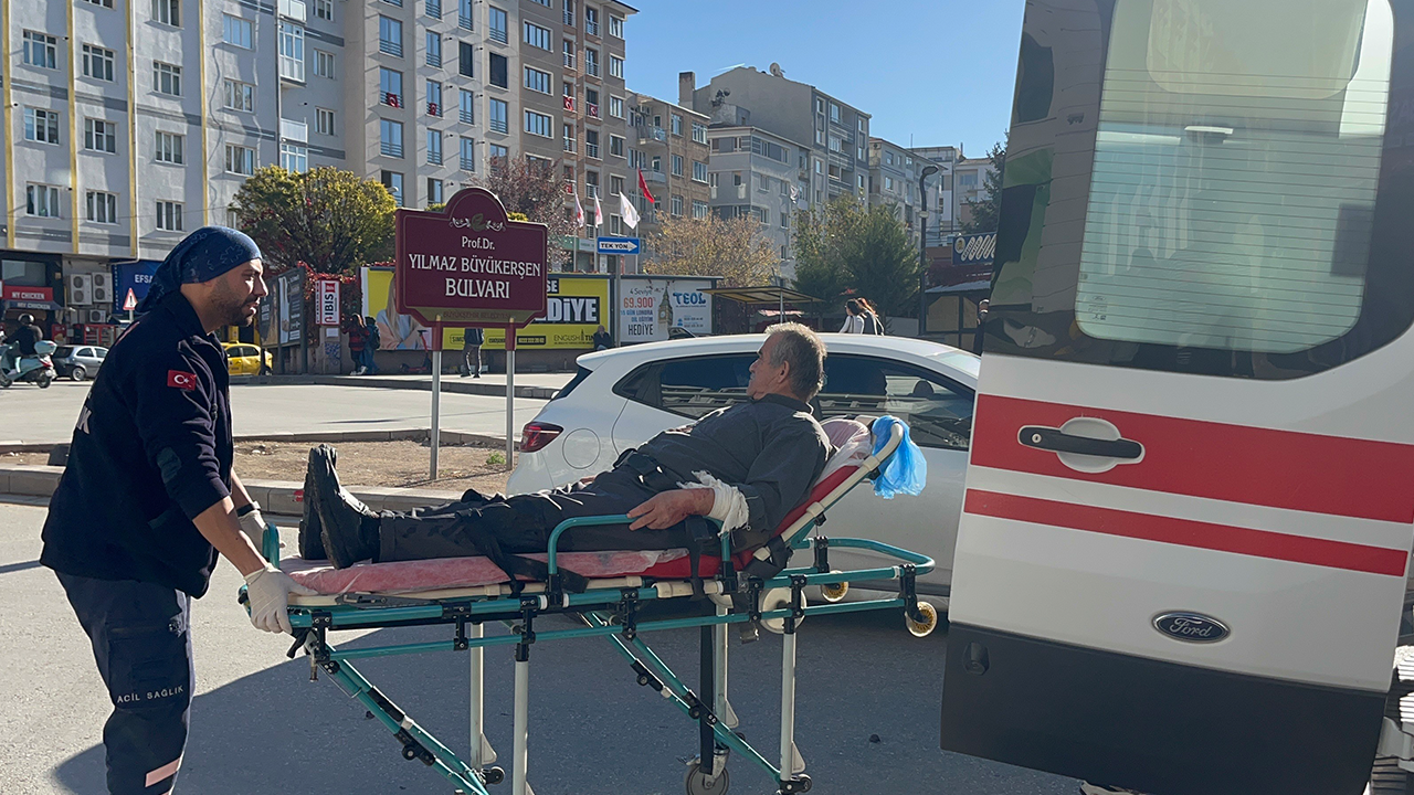 Yaralı Hastaneye Kaldırıldı