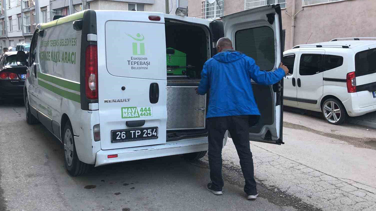 Yaşlı Adamın Cenazesi Morga Kaldırıldı