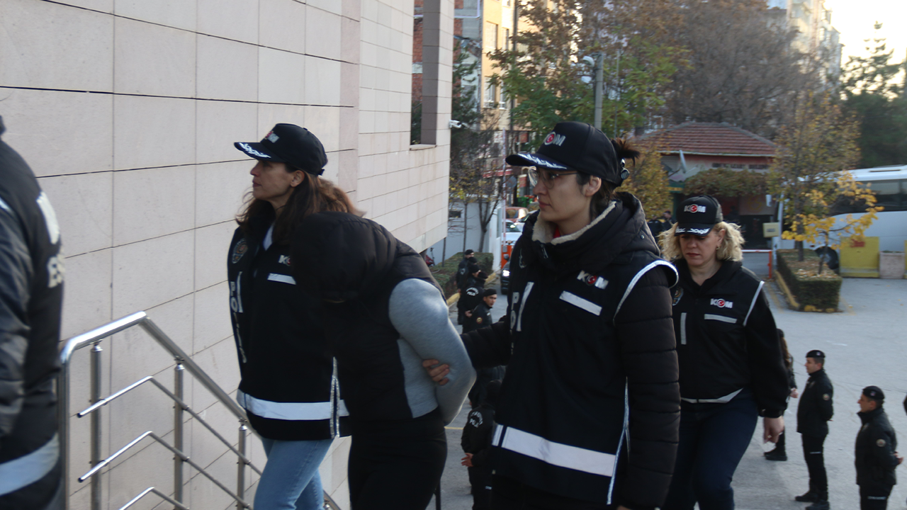 Çok Sayıda Kişi Yakalandı