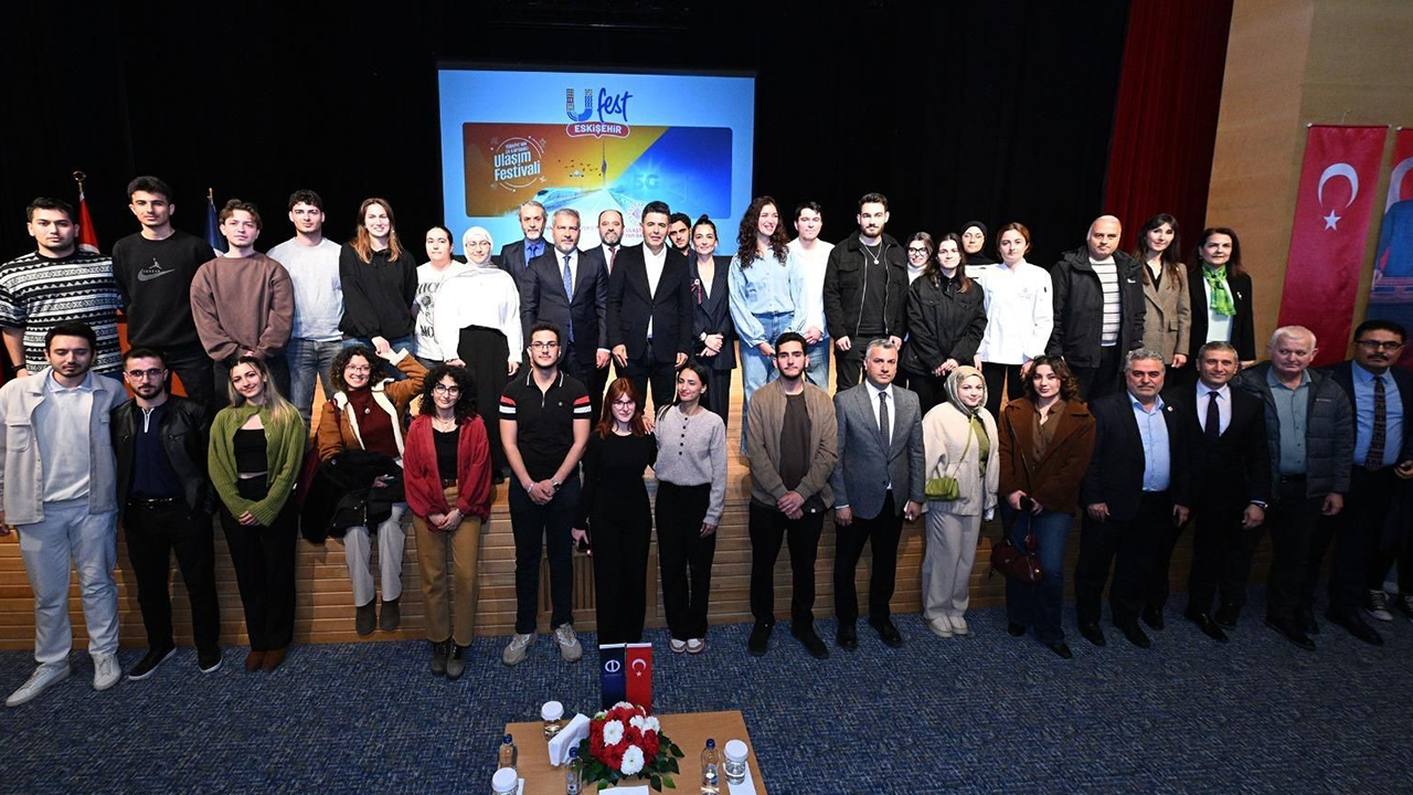 Eskişehir Ufest Gençlik Festivali Bakan Yardımcısı Boyraz’ın Konferansıyla Sona Erdi