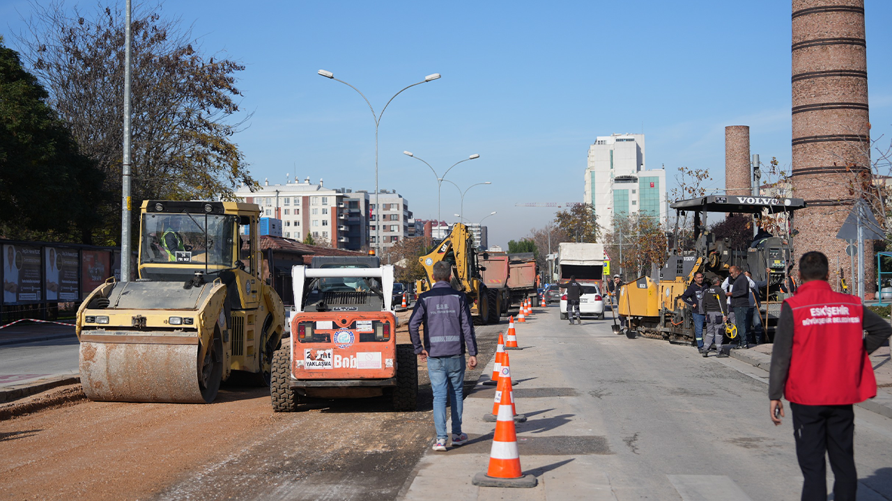 Espark Çevresinde Trafik Düzenlemesi Başladı