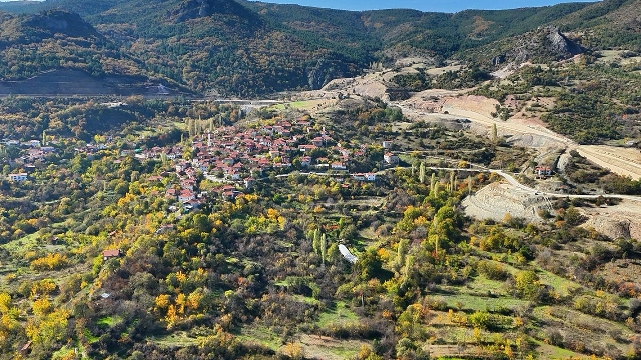 Ilçede Sonabahar Renkleri Etkisini Artırdı