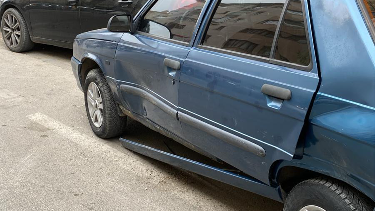 Kazada Hasar Gören Araçlardan Biri