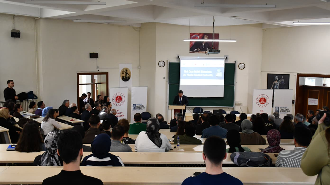 Konferansa Üst Düzey Geniş Katılım Sağlandı