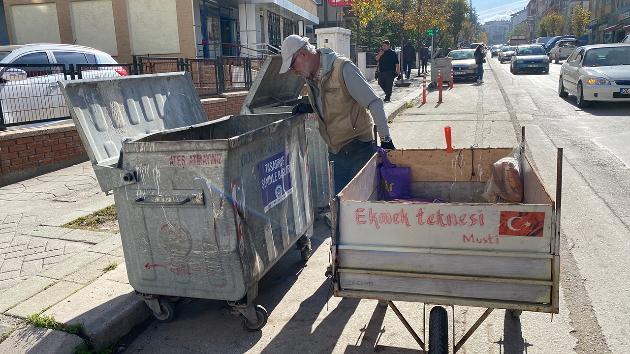 Mustafa Uludağ (68)