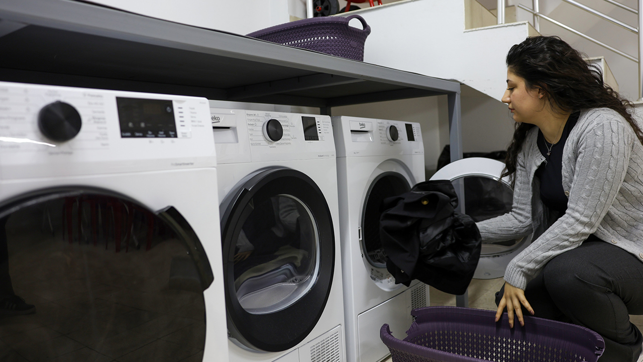 Öğrencilere Çamaşır Yıkama Hizmeti De Sunuluyor