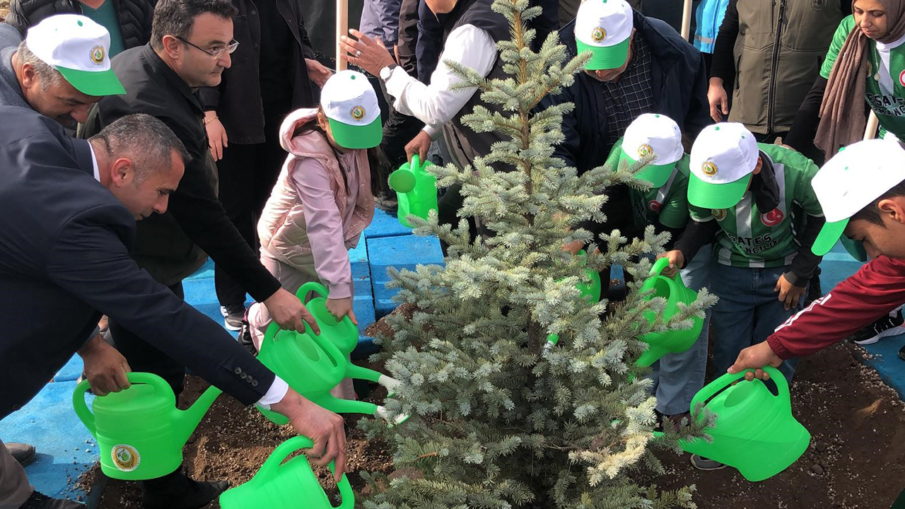 Şehidimiz Adına Binlerce Fidan Dikildi