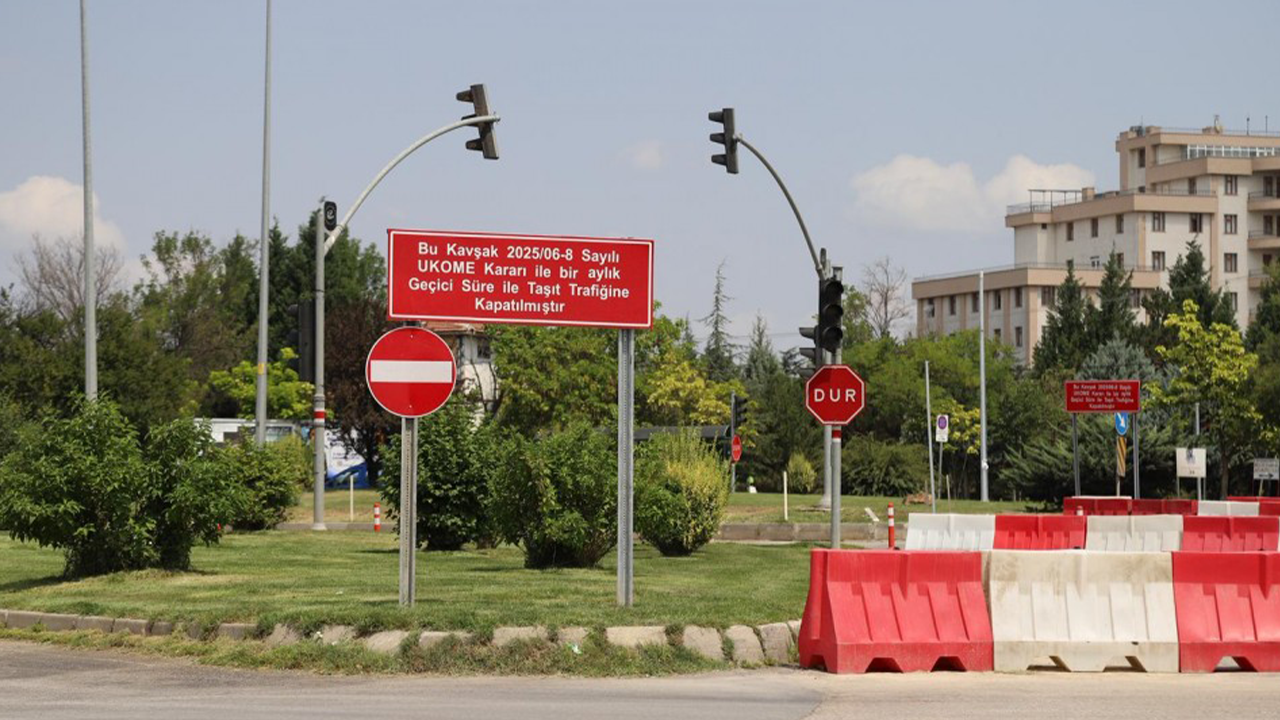 Tepebaşı Kavşağı 2 Ay Daha Kapalı Kalacak