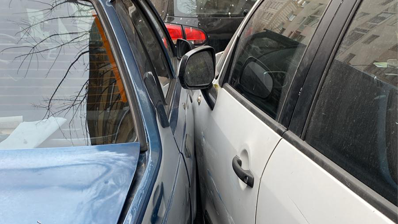 Üç Araçta Küçük Çaplı Hasar Oluştu