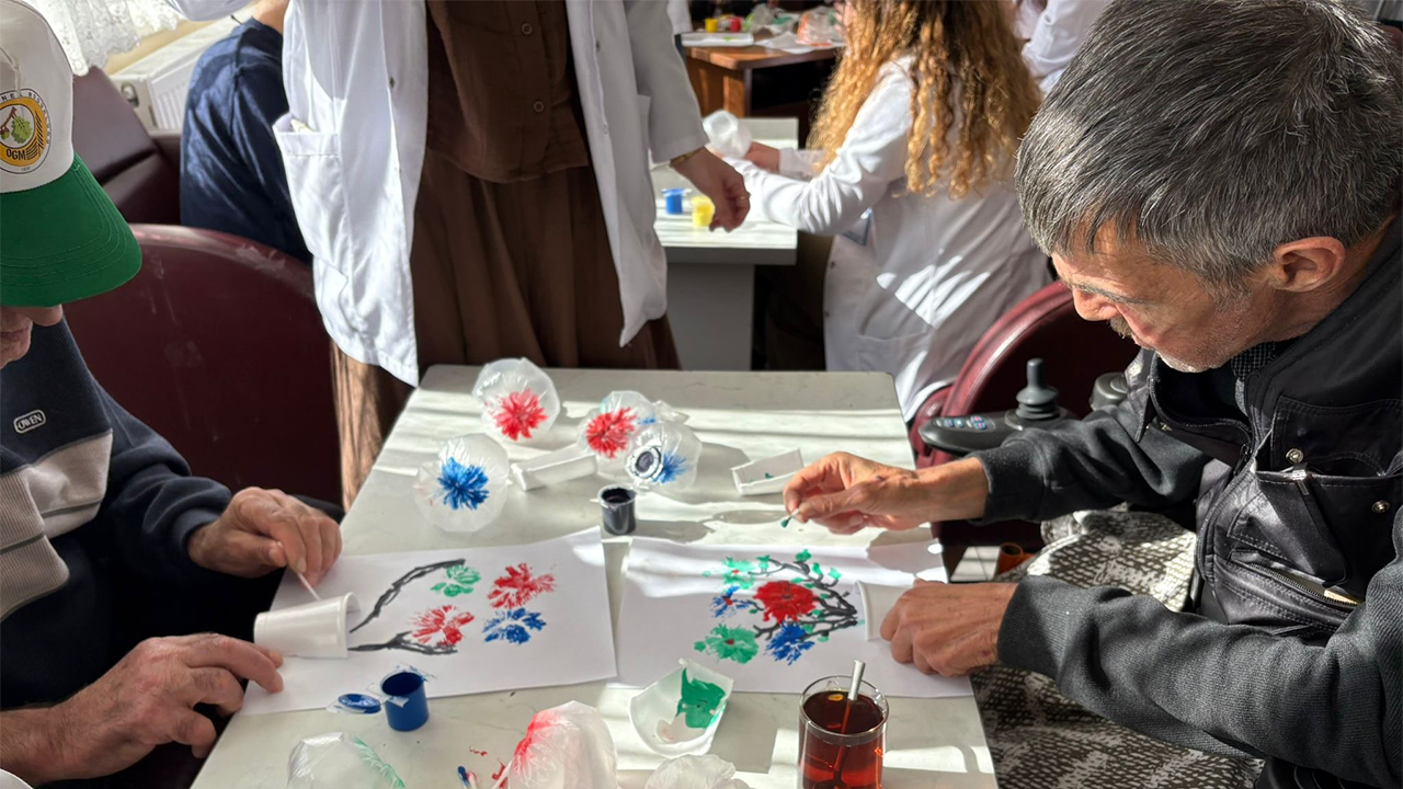 Yaşlı Bireylerle Farklı Etkinlikler Yapıldı
