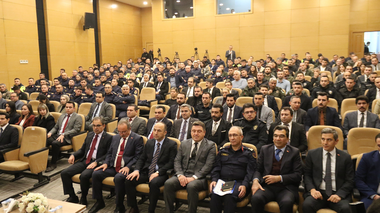 Adli Kolluk Değerlendirme Toplantısı'na Üst Düzey Katılım Gerçekleşti