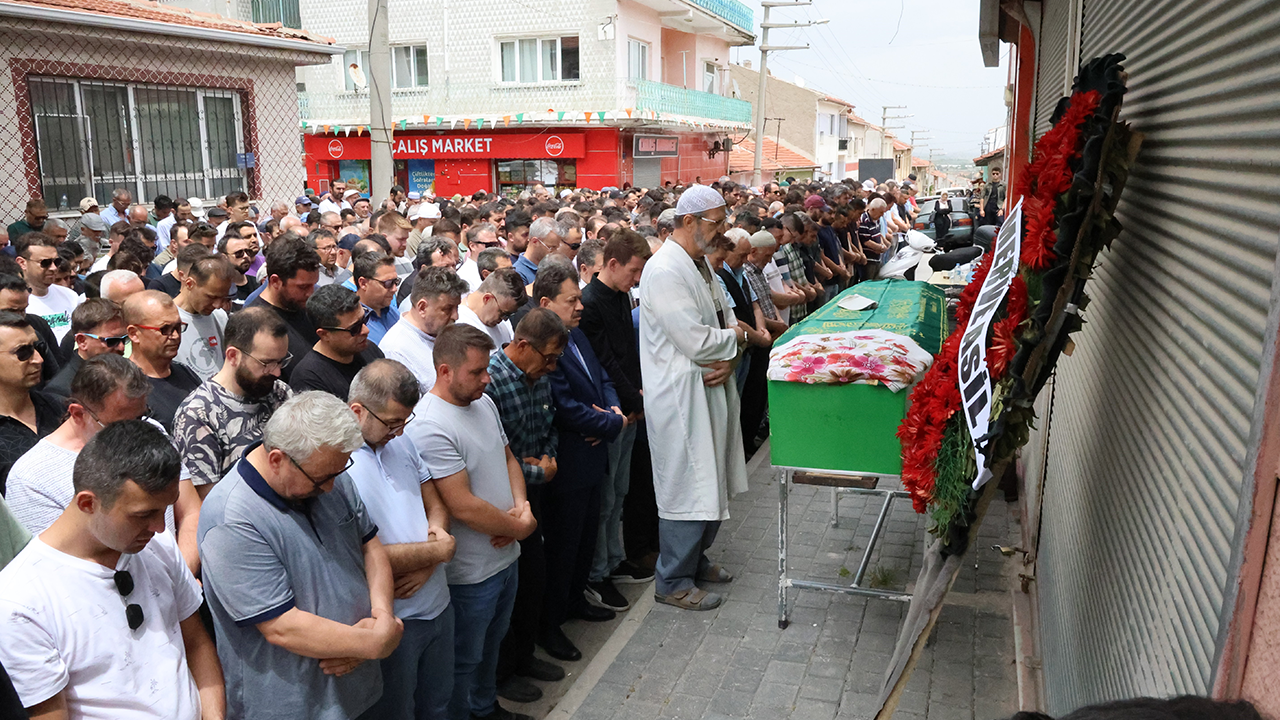 Cenaze Töreninden Görüntüler