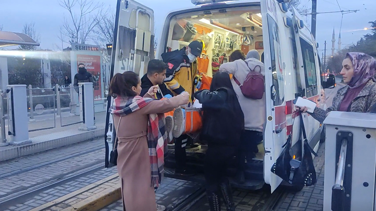 Çıkan Kavgada Birçok Kişi Yaralandı