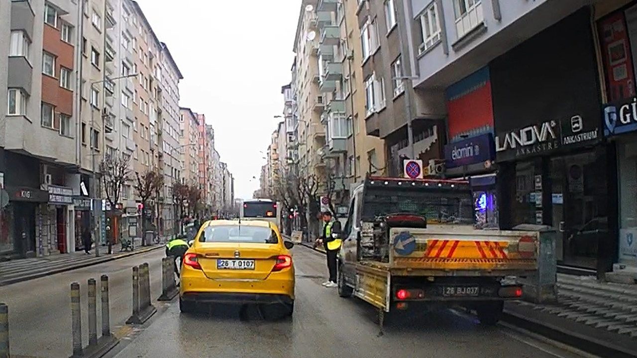 Ekiplerin Dubaları Sökmeye Başladığı Görüldü