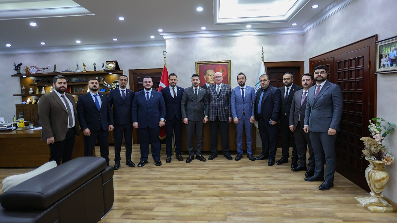 Esmi̇ad’dan Eskişehir’de Belediye Başkanlarına Anlamlı Ziyaret