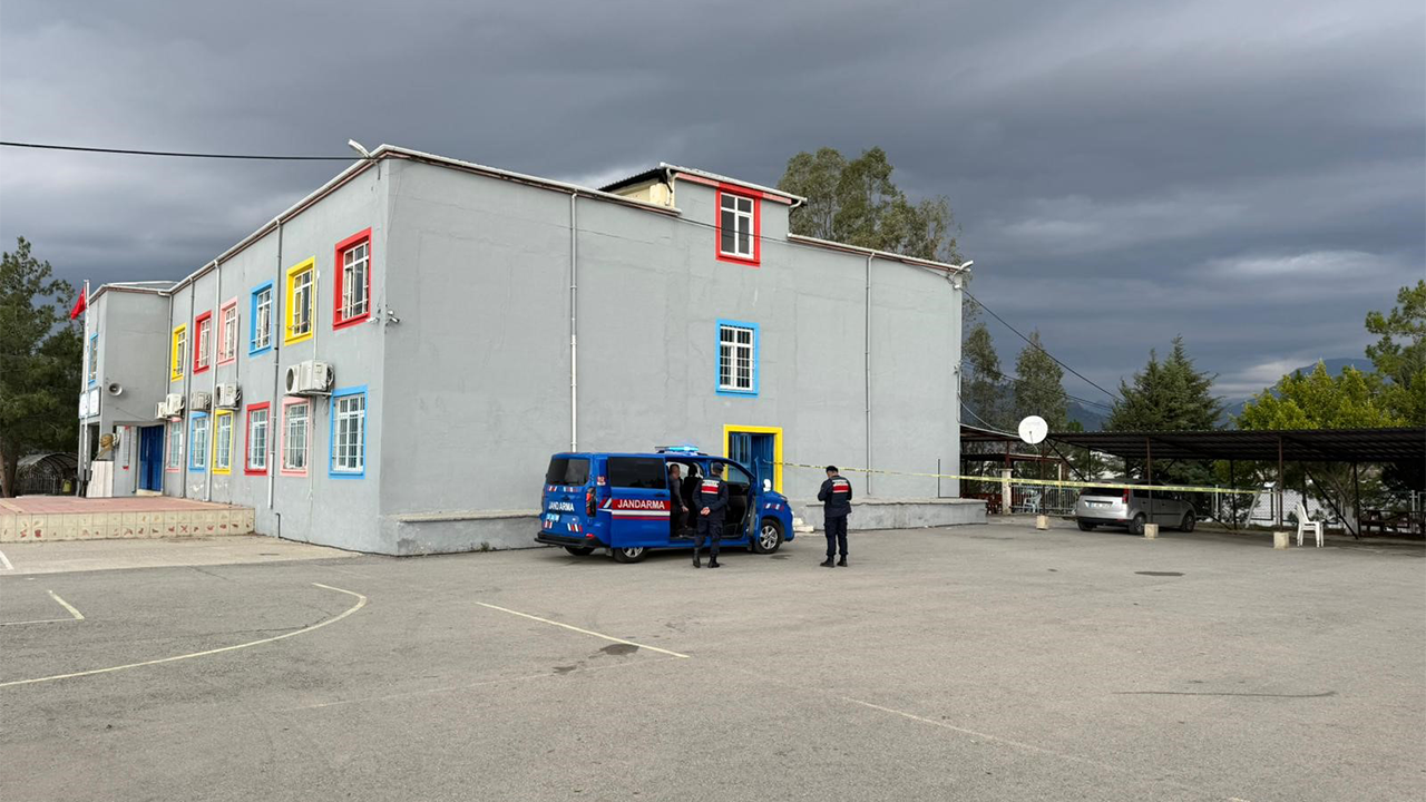 Feci Olay Sonrası Okul Tatil Edildi