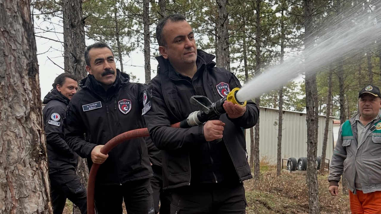 Gönüllüler Uygulamalı Eğitimlere Katıldı