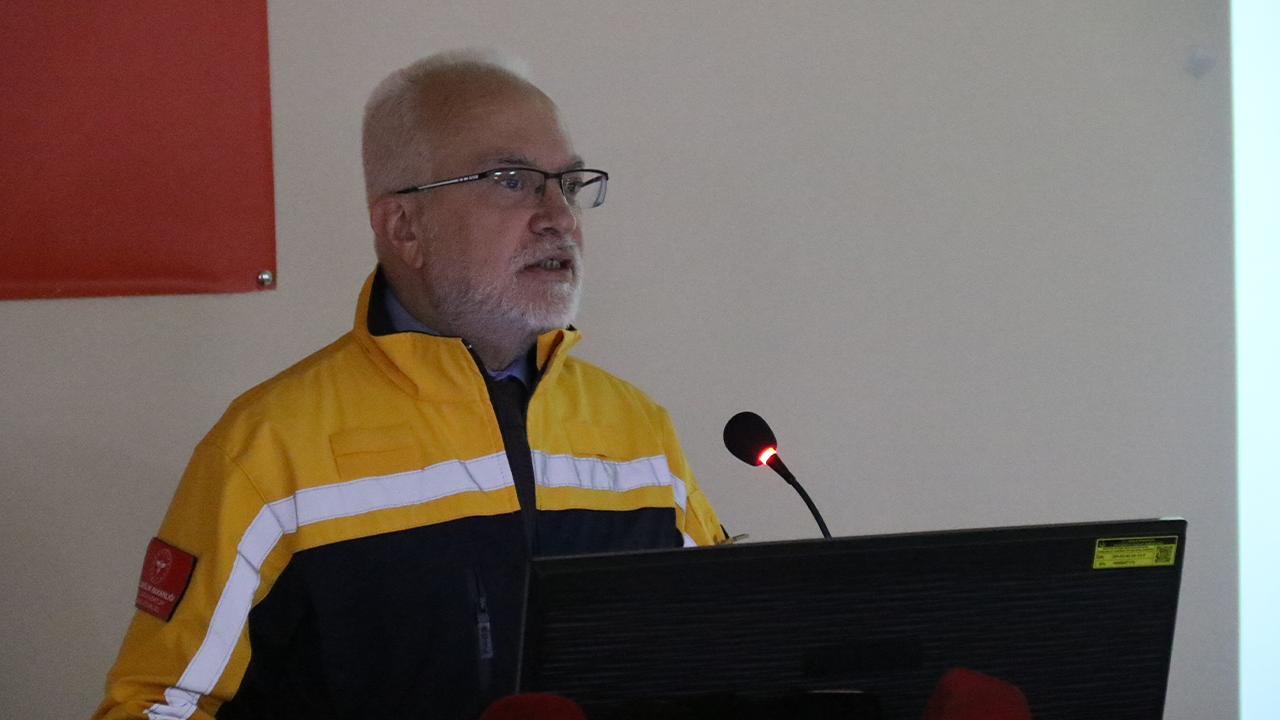 Il Sağlık Müdürü Doç.dr.bildirici