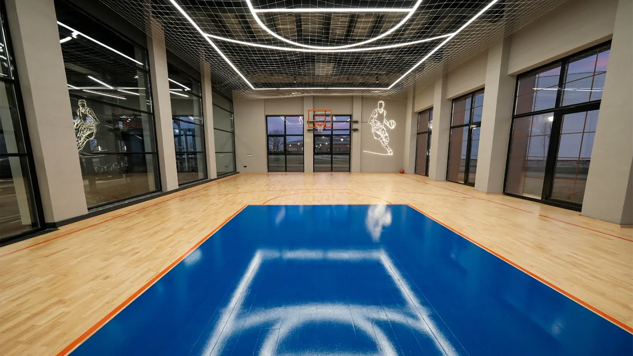 Kapalı Basketbol Alanı