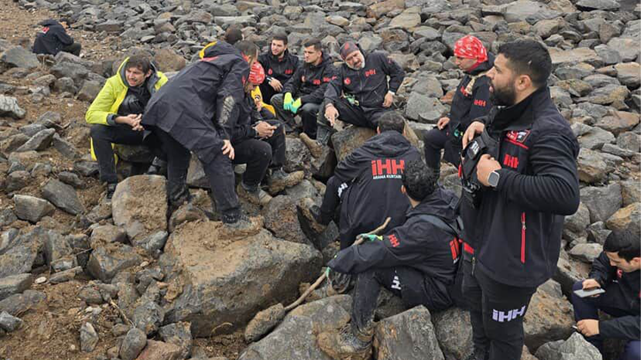 Kayalıklara Gömülmüş Hade Bulundu