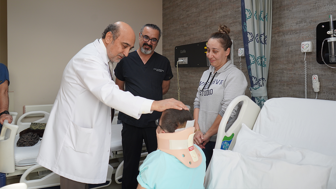 Mps Tip 6'Lı Hastaya Önemli Ameliyat