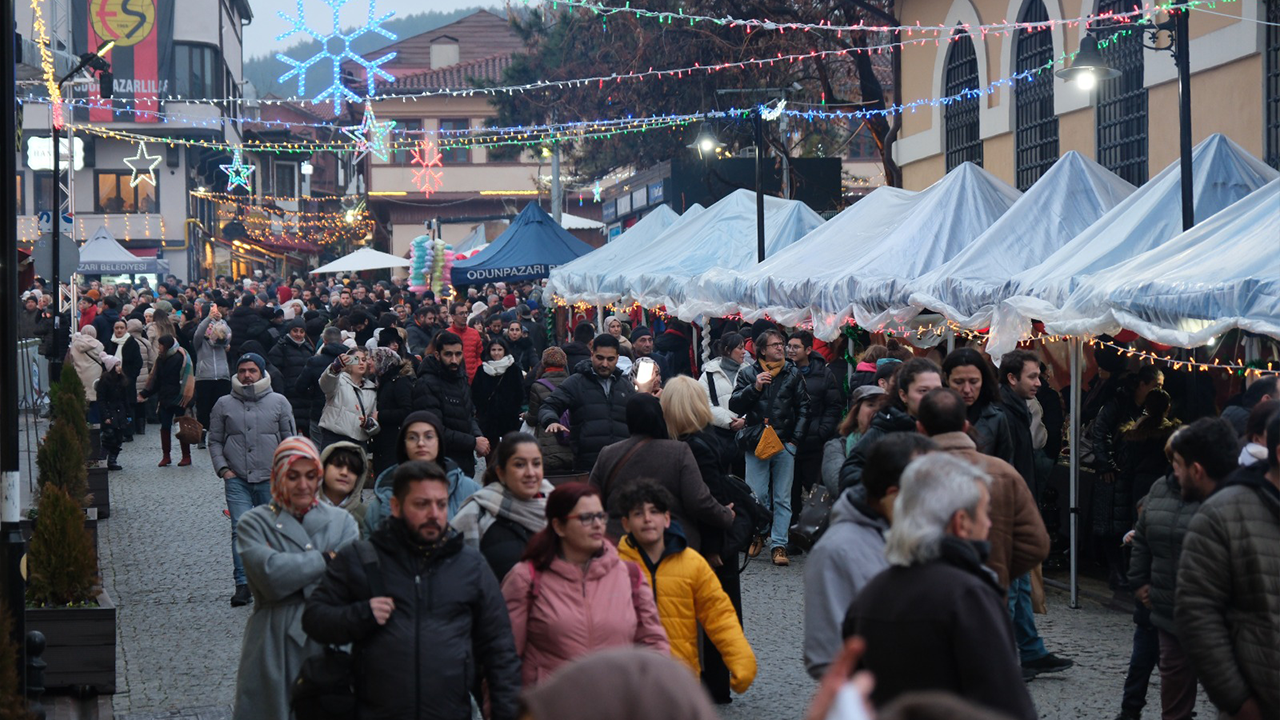Pazara Yoğun Katılım Gerçekleşti